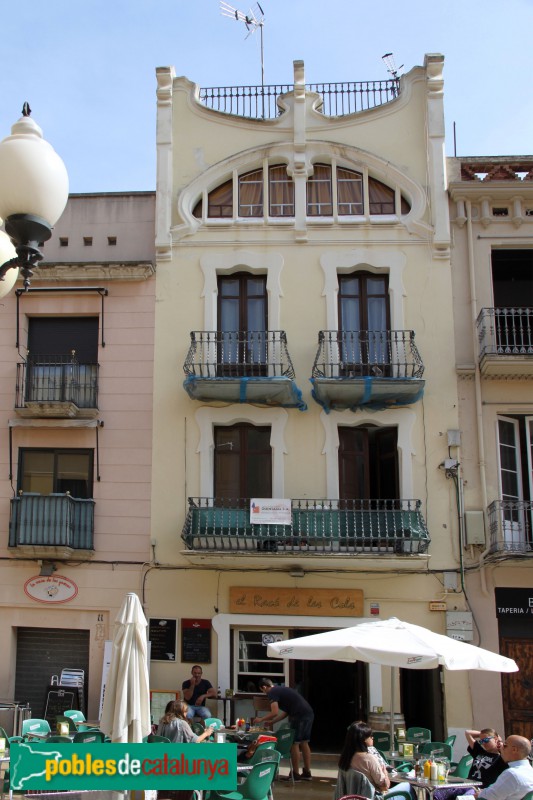 Vilanova i la Geltrú - Casa Joan Olivella