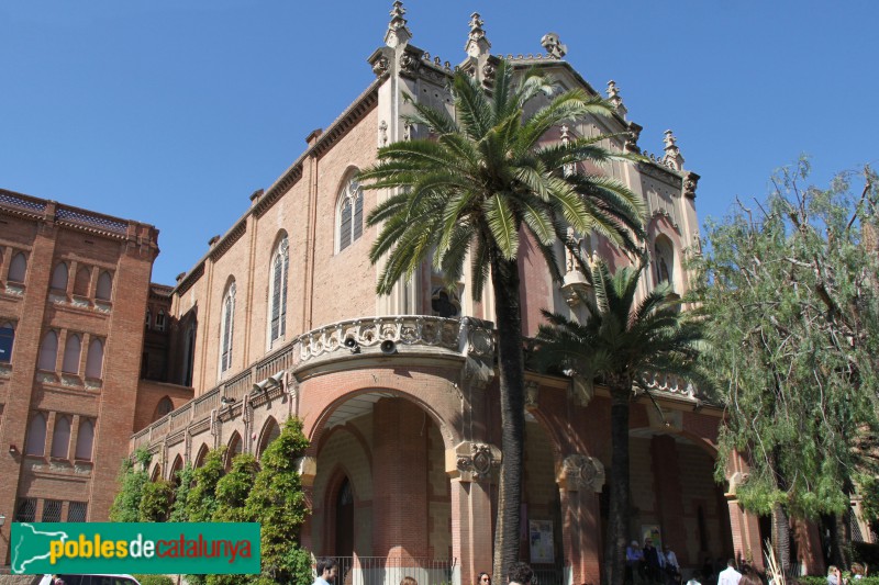 Barcelona - Capella del col·legi de les Teresianes