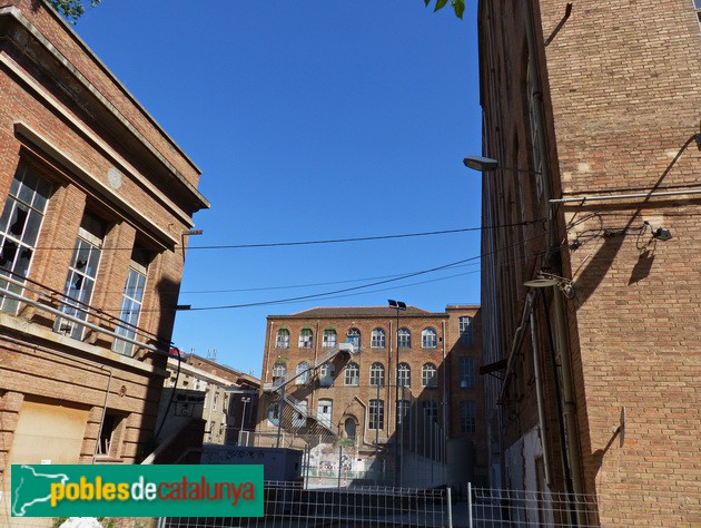 Barcelona - Antiga fàbrica Fabra i Coats. Pati interior (Foto: Graciel·la Vidal, 2017) Barcelona - Antiga fàbrica Fabra i Coats. Pati interior
