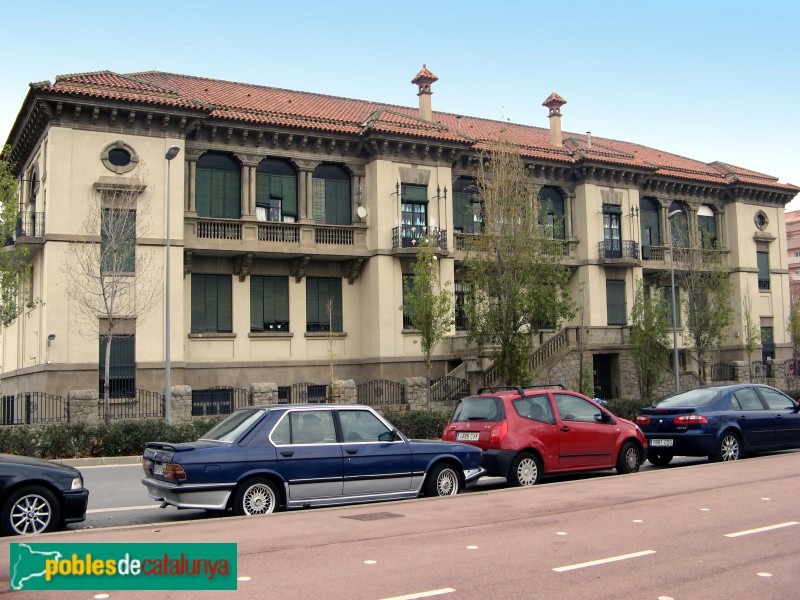 Badalona - Escola Lola Anglada