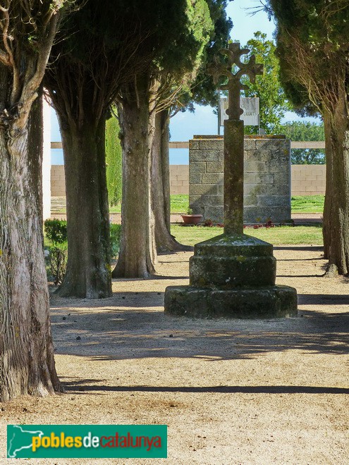 Seva. Creu del cementiri