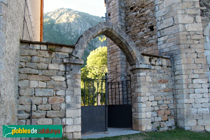 Salardú - Sant Andreu, porta del cementiri