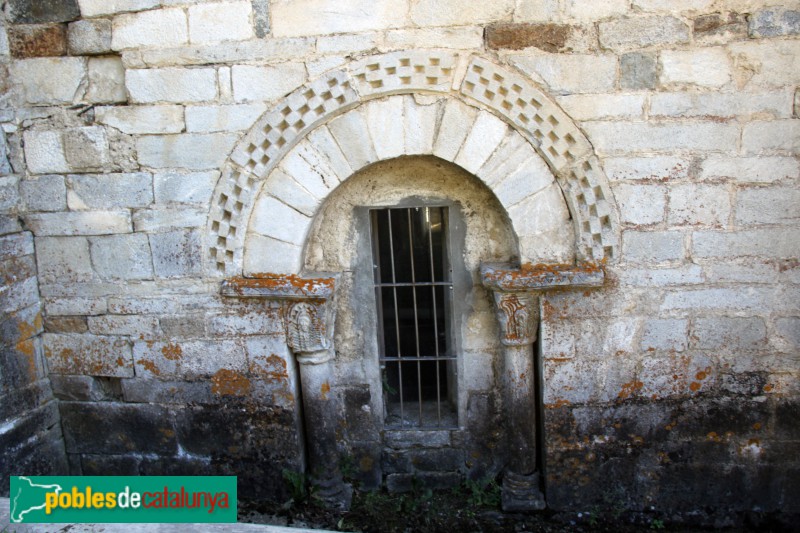 Tredòs - Santa Maria de Cap d'Aran, finestra