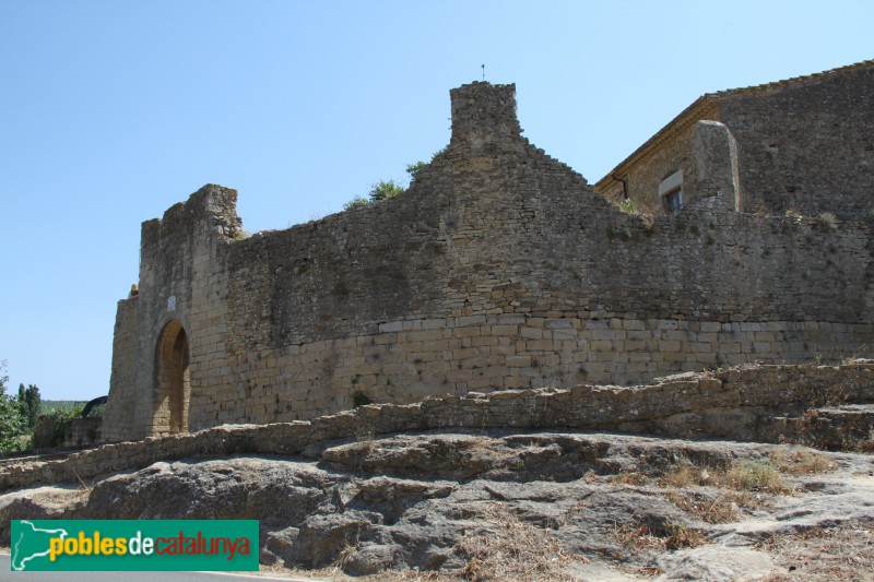 Peratallada - Muralla (Foto: Albert Esteves, 2017) Peratallada - Muralla