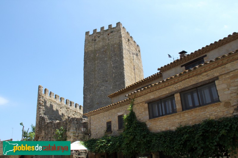 Peratallada - Muralla (Foto: Albert Esteves, 2017) Peratallada - Muralla