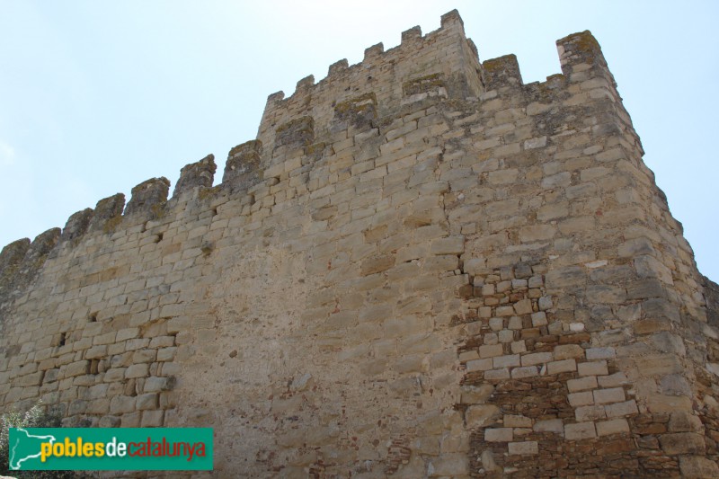 Peratallada - Muralla (Foto: Albert Esteves, 2017) Peratallada - Muralla
