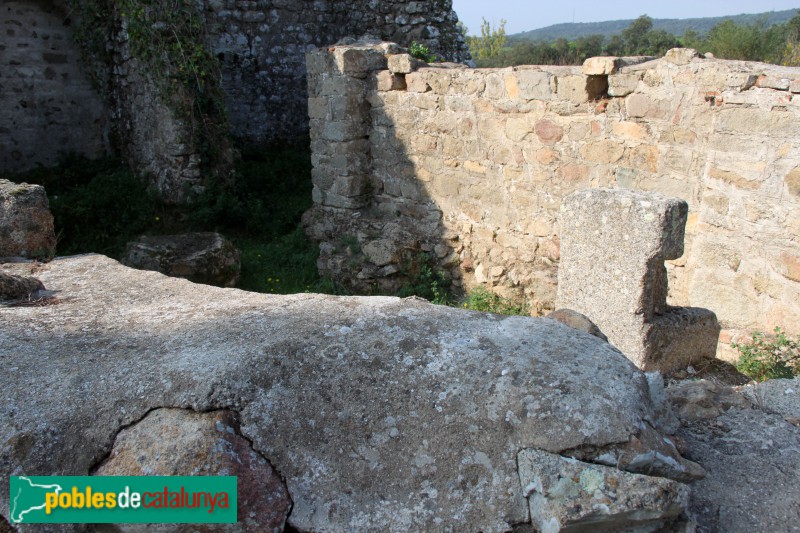 Santa Cristina d'Aro - Restes preromàniques de Santa Maria de Bell-lloc (Foto: Albert Esteves, 2017) Santa Cristina d'Aro - Restes preromàniques de Santa Maria de Bell-lloc