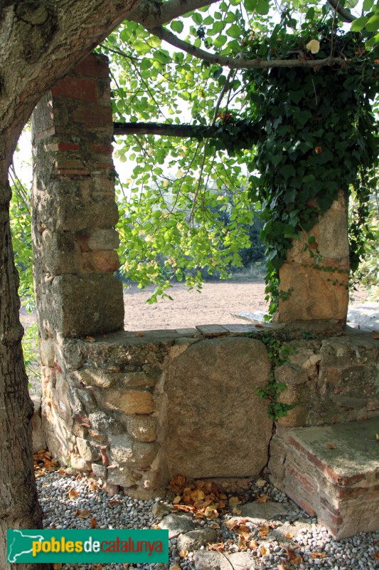 Santa Cristina d'Aro - Rectoria de Bell-lloc, pou (Foto: Albert Esteves, 2017) Santa Cristina d'Aro - Rectoria de Bell-lloc, pou