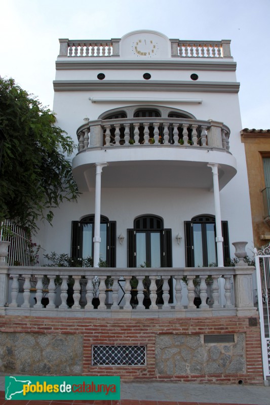 Palafrugell - Passeig Canadell (Calella de Palafrugell) (Foto: Albert Esteves, 2017) Palafrugell - Passeig Canadell (Calella de Palafrugell)