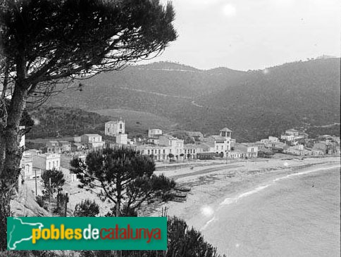 Palafrugell - Llafranc (Foto: Albert Oliveras -Arxiu fotogràfic C.E.C.-, 1926) Palafrugell - Llafranc