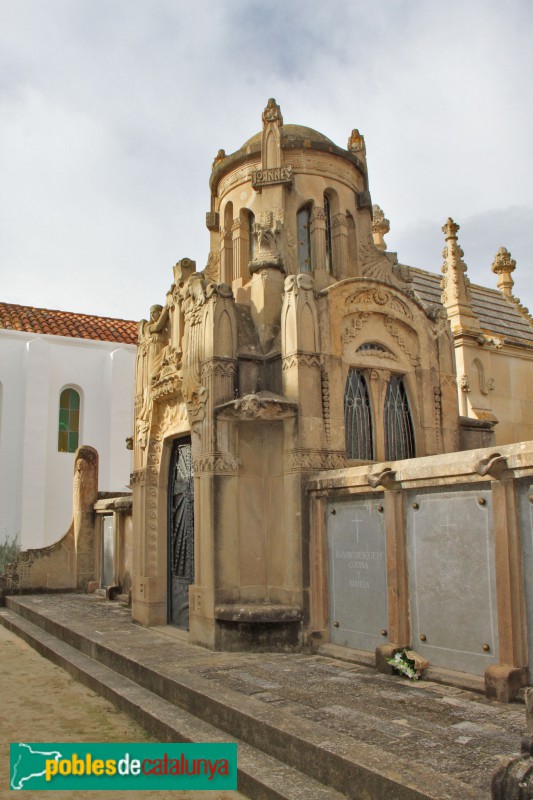 Canet de Mar - Panteó Busquets