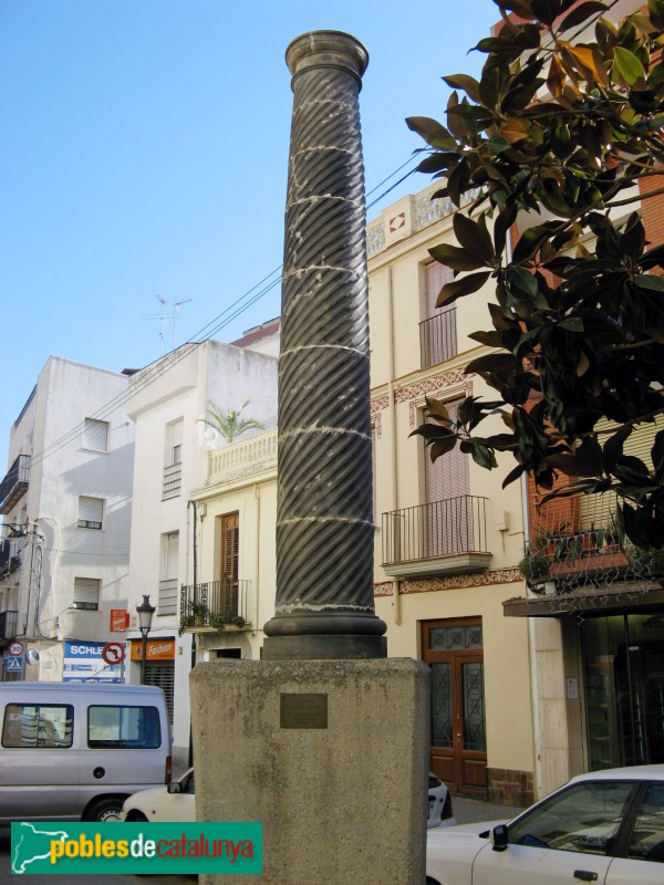 Canet de Mar - Escultura Aigües de la Vida