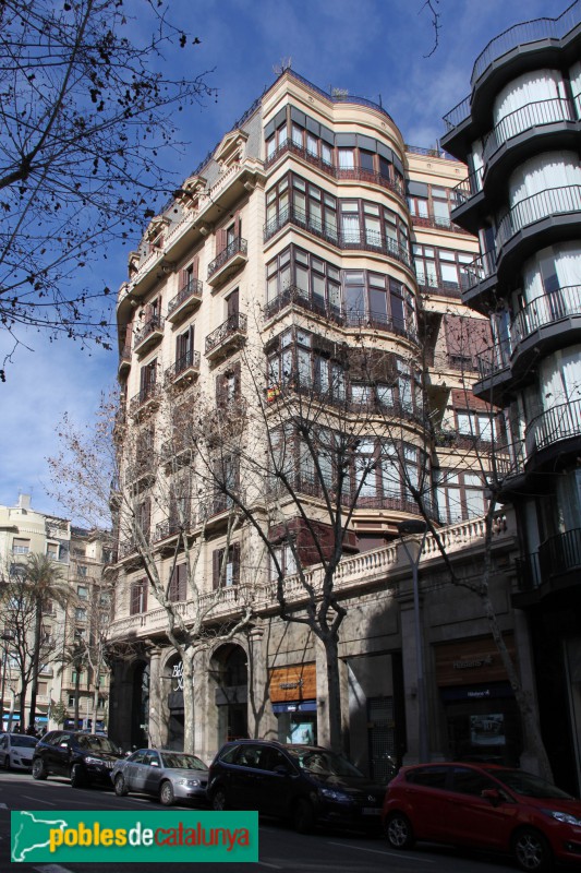 Barcelona - Diagonal, 431-439, cantonada Muntaner