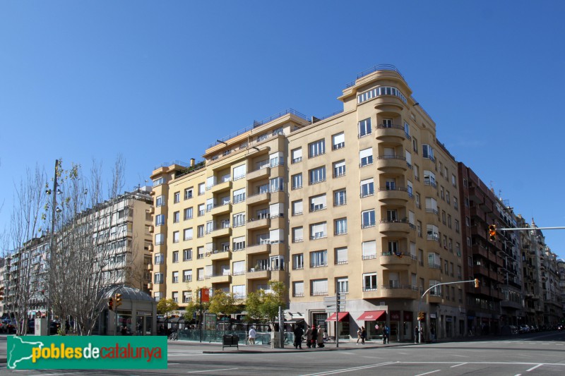 Barcelona - Plaça Molina, 1-7