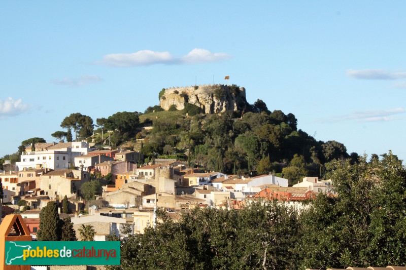 Begur - Castell de Begur (Foto: Albert Esteves, 2018) Begur - Castell de Begur
