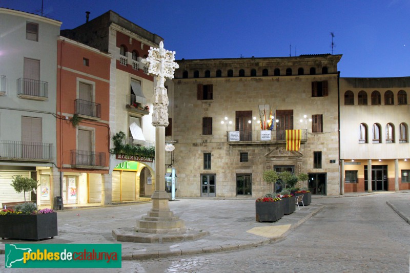 Tàrrega - Plaça Major, de nit