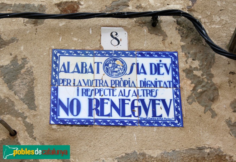 Tàrrega - Carrer de les Escales (Riudovelles) (Foto: Albert Esteves, 2018) Tàrrega - Carrer de les Escales (Riudovelles)