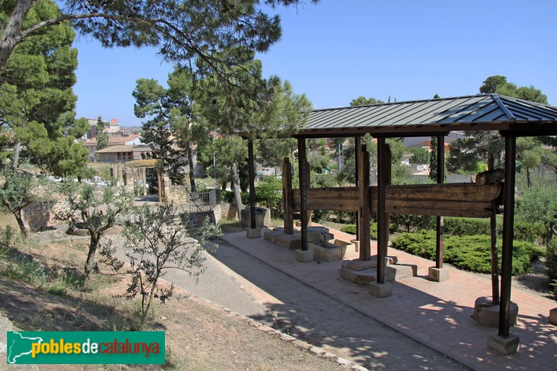 Tàrrega - Premsa d'oli de Conill, instal·lada al parc de Sant Eloi, de Tàrrega