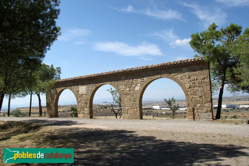 Tàrrega - Parc de Sant Eloi, arcades d'una pallissa d'Ossó de Sió