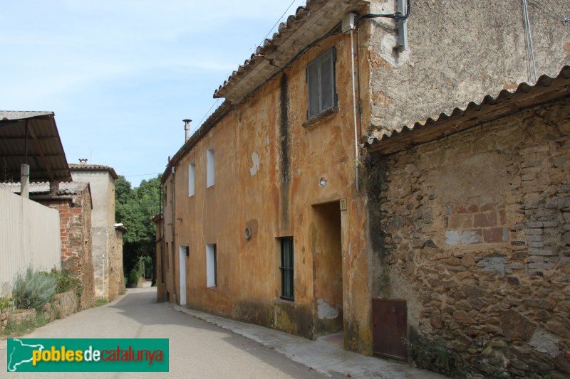 Vall-llobrega - Raval de Dalt (Foto: Albert Esteves, 2018) Vall-llobrega - Raval de Dalt