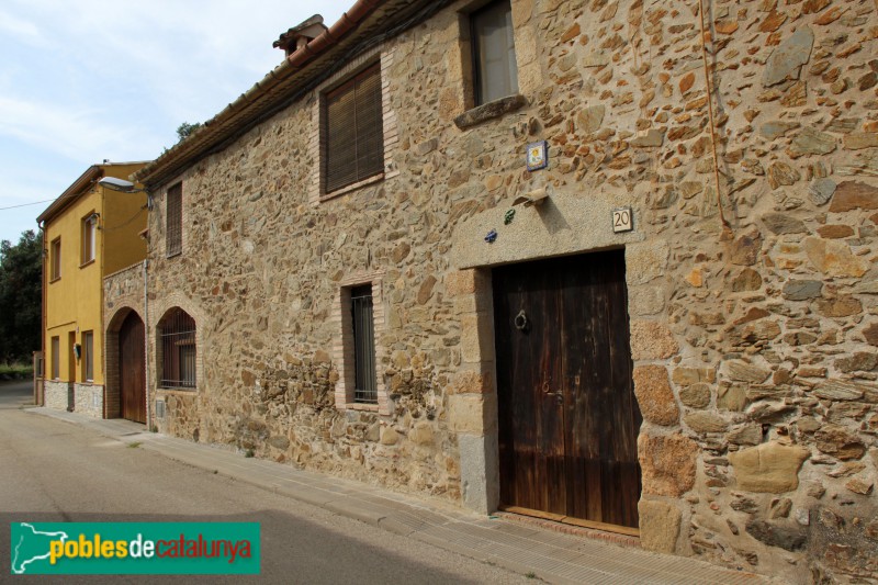 Vall-llobrega - Raval de Dalt (Foto: Albert Esteves, 2018) Vall-llobrega - Raval de Dalt