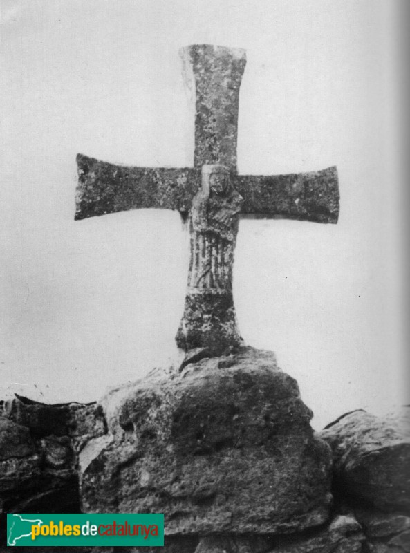Palau-sator - Creu del cementiri (Foto: Albert Bastardes -del llibre Les Creus al Vent-, 1913) Palau-sator - Creu del cementiri