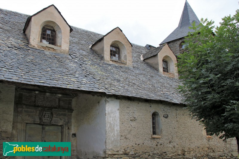 Montcorbau - Església de Sant Esteve