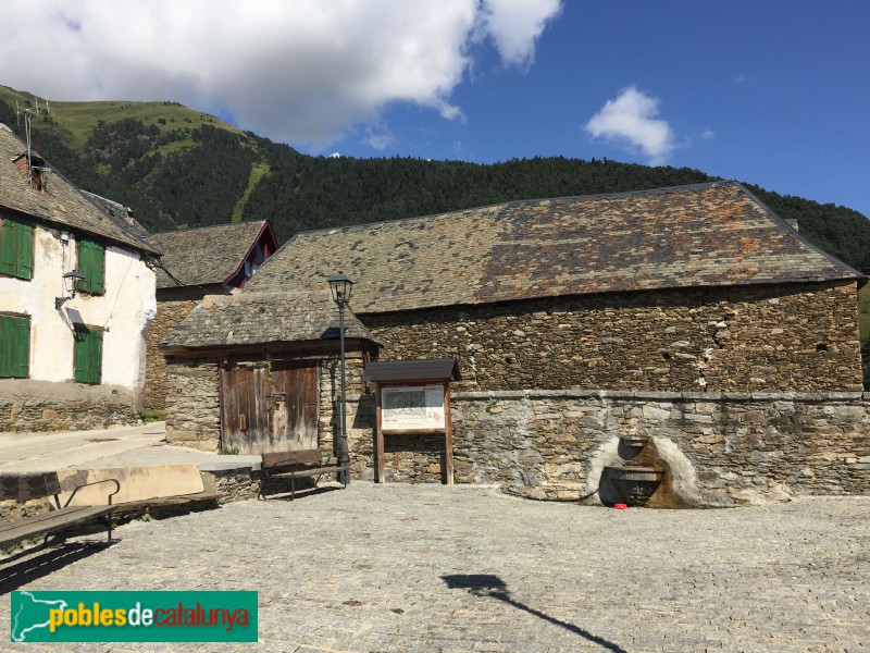 Montcorbau - Casa Ponin i borda