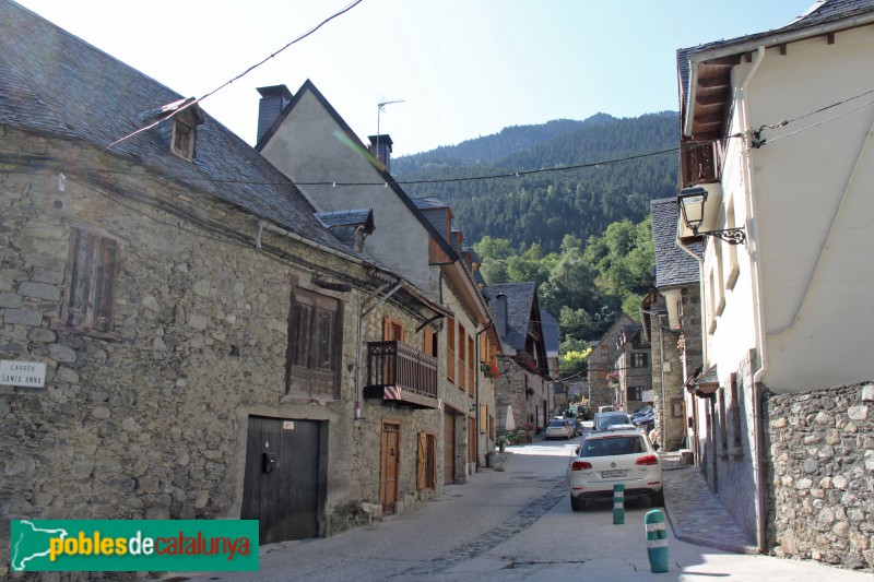 Escunhau - Carrer principal