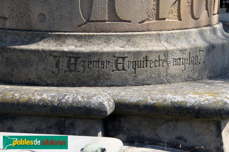 Palamós - Sepulcre de la família Álvarez (Foto: Albert Esteves, 2018) Palamós - Sepulcre de la família Álvarez