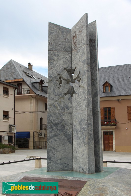 Vielha - Escultura d'Homenatge a la Llengua i Cultura Aranesa