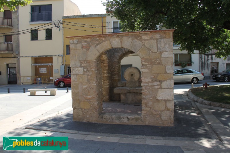 Banyeres del Penedès - Font de la plaça de l'Om