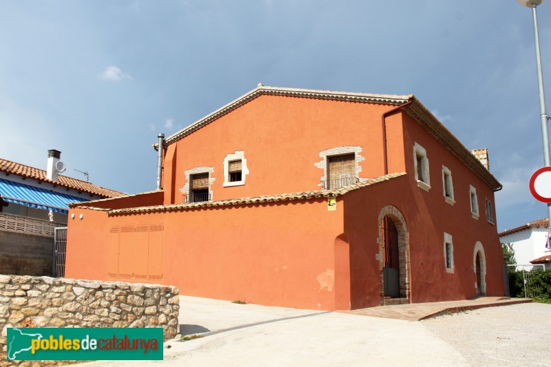 Banyeres del Penedès - Casa Roja