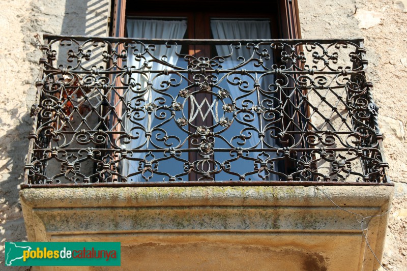 Sant Martí de Riucorb - Cal Bellart (Rocafort de Vallbona), façana del carrer de la Costa