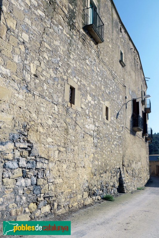 Sant Martí de Riucorb - Cal Bellart (Rocafort de Vallbona), façana del carrer de la Costa