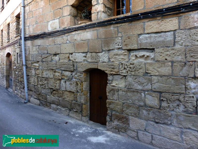 Vallbona de les Monges - Muralla