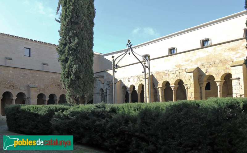 Vallbona de les Monges - Claustre del monestir