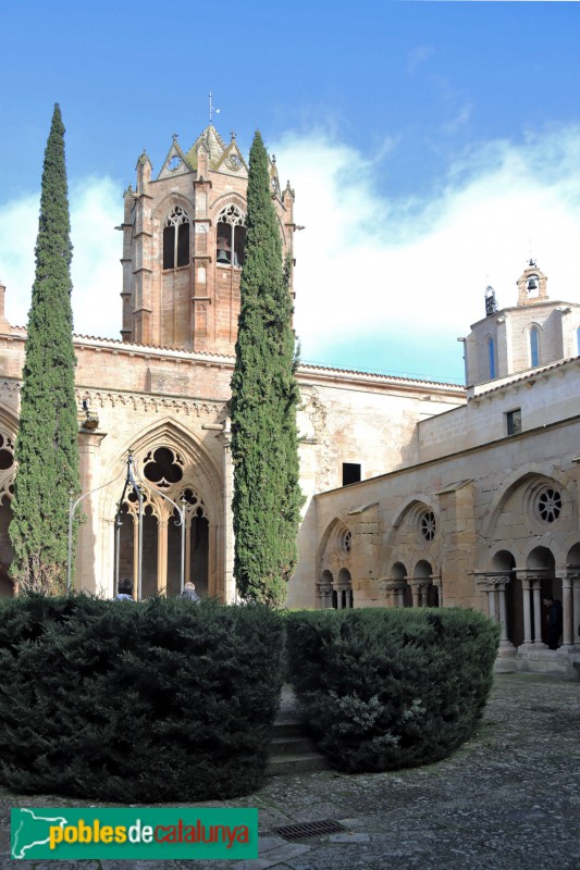 Vallbona de les Monges - Claustre del monestir