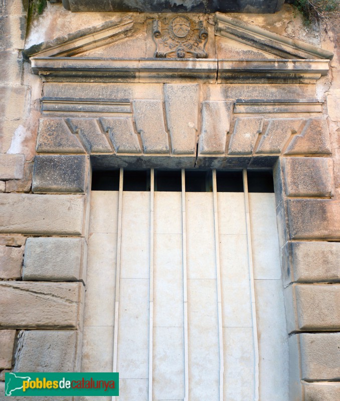 Vallbona de les Monges - Monestir de Santa Maria. Façana barroca del segle XVII