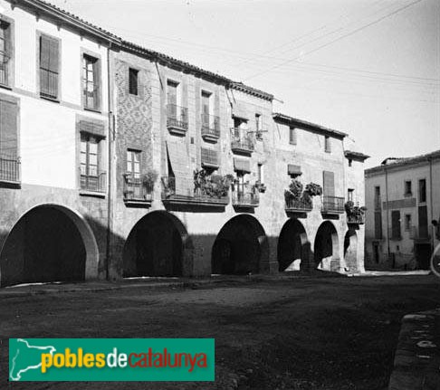 Bellpuig - Porxos de la plaça Sant Roc