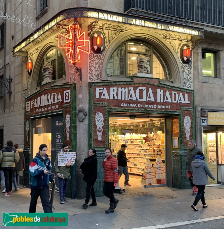 Barcelona - Farmàcia Nadal, de nit