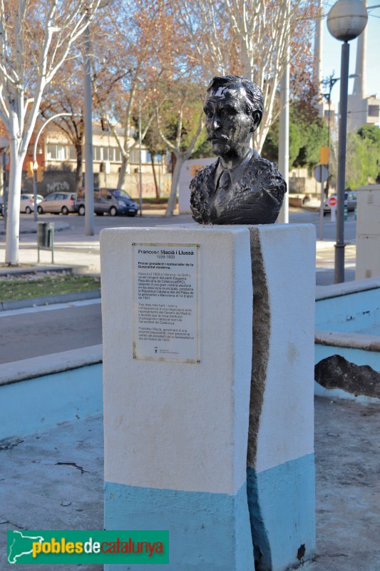 Sant Adrià de Besòs - Font de la placeta Macià