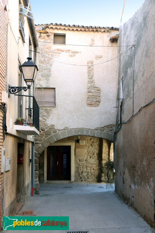 La Fuliola - Portals i voltes de la vila closa