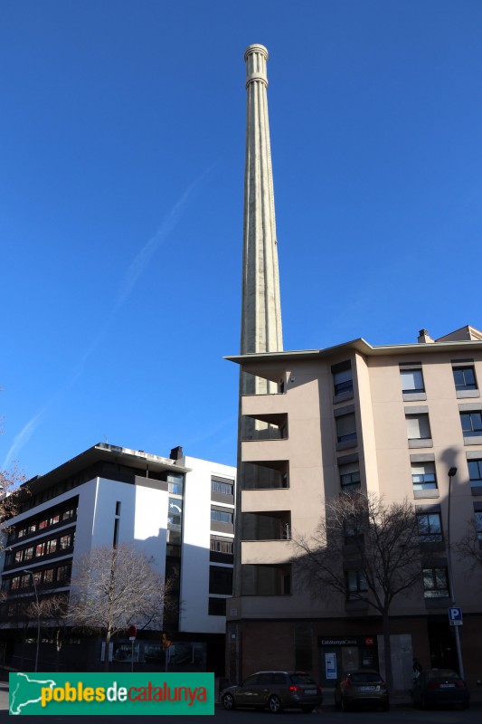 Barcelona - Xemeneia de la fàbrica Macosa