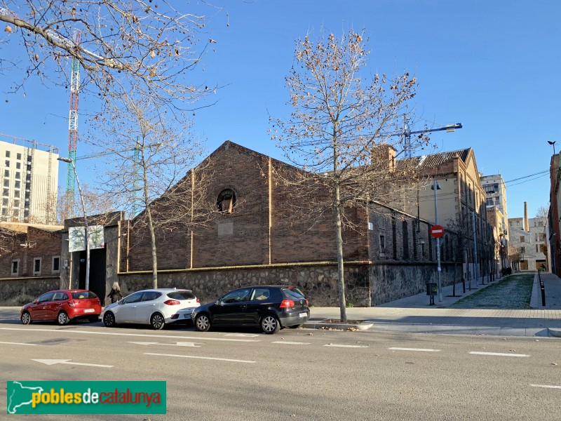 Barcelona - Farinera La Asunción, façana carrer Llull