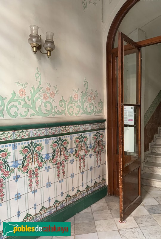 Barcelona - Consell de Cent, 120 (Foto: Albert Esteves, 2019) Barcelona - Consell de Cent, 120