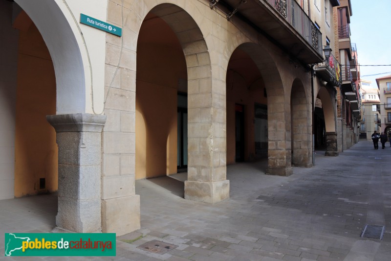 Agramunt - Cases i coberts del carrer Sió