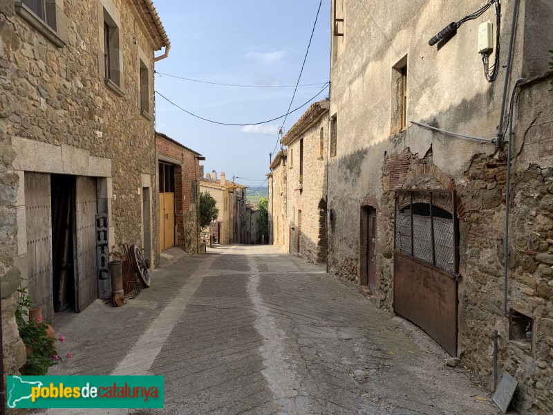 La Bisbal d'Empordà - Nucli de Castell d'Empordà (Foto: Albert Esteves, 2019) La Bisbal d'Empordà - Nucli de Castell d'Empordà