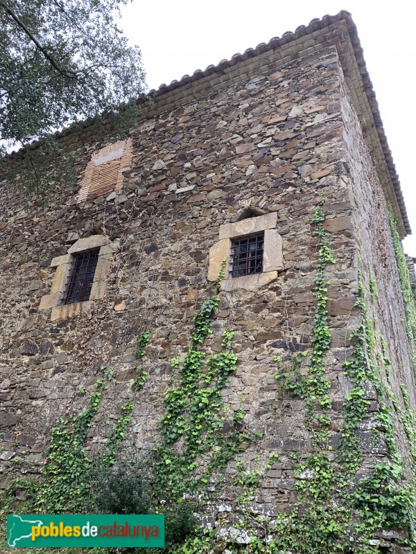 La Bisbal d'Empordà - Santa Llúcia de l'Arboç (Foto: Albert Esteves, 2019) La Bisbal d'Empordà - Santa Llúcia de l'Arboç