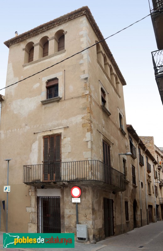 La Bisbal d'Empordà - Carrer Raval, 1 (Foto: Albert Esteves, 2019) La Bisbal d'Empordà - Carrer Raval, 1